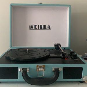 Victrola record player